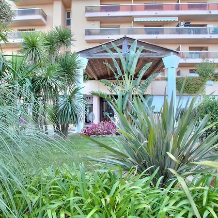 公寓 Juan, Cosy T3 , Piscine , Parking